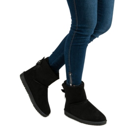 Queentina Schwarzer Mukluki mit Schleife 2