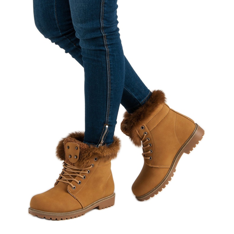 Queentina Kamelfänger mit Fell braun 1