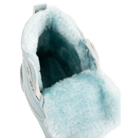 Klassische blaue Trapper 1