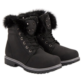 Queentina Schwarze Trapper mit Fell 1