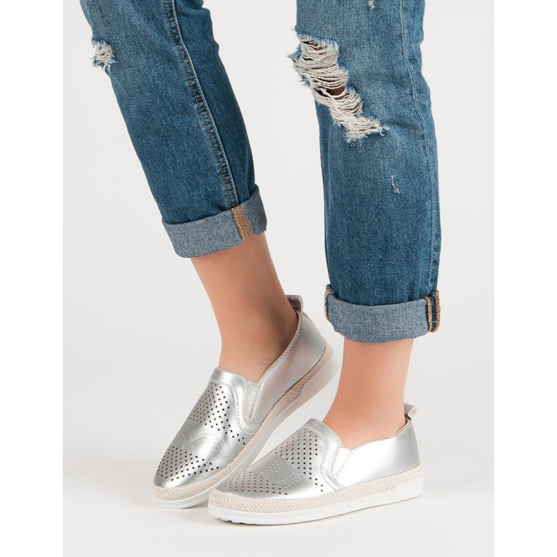 Durchbrochene Slip-On-Sneakers grau 1