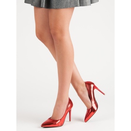 Lackierte rote Pins 2