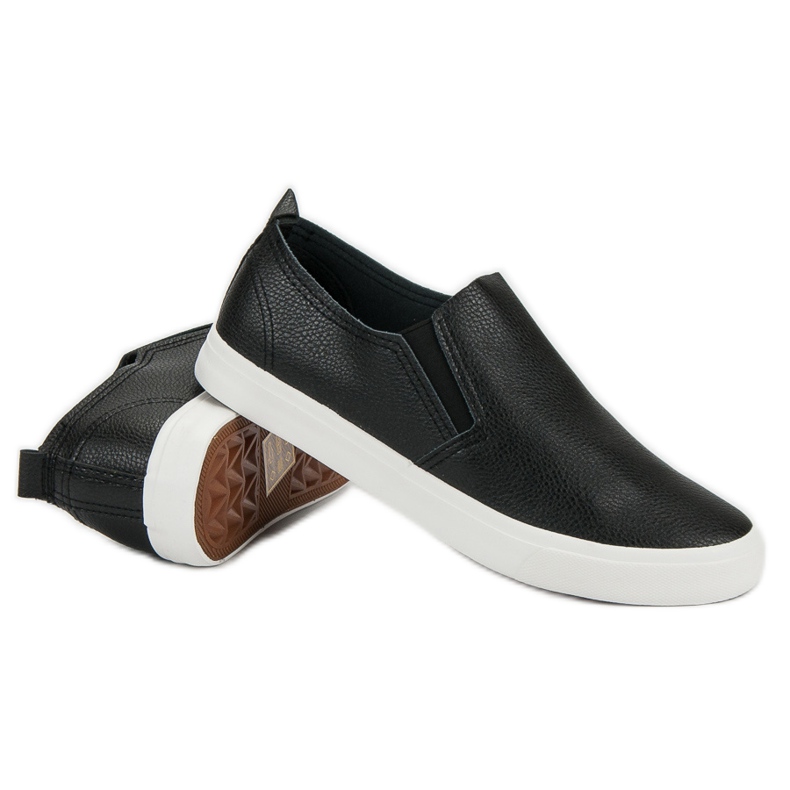 Schwarze Turnschuhe 1