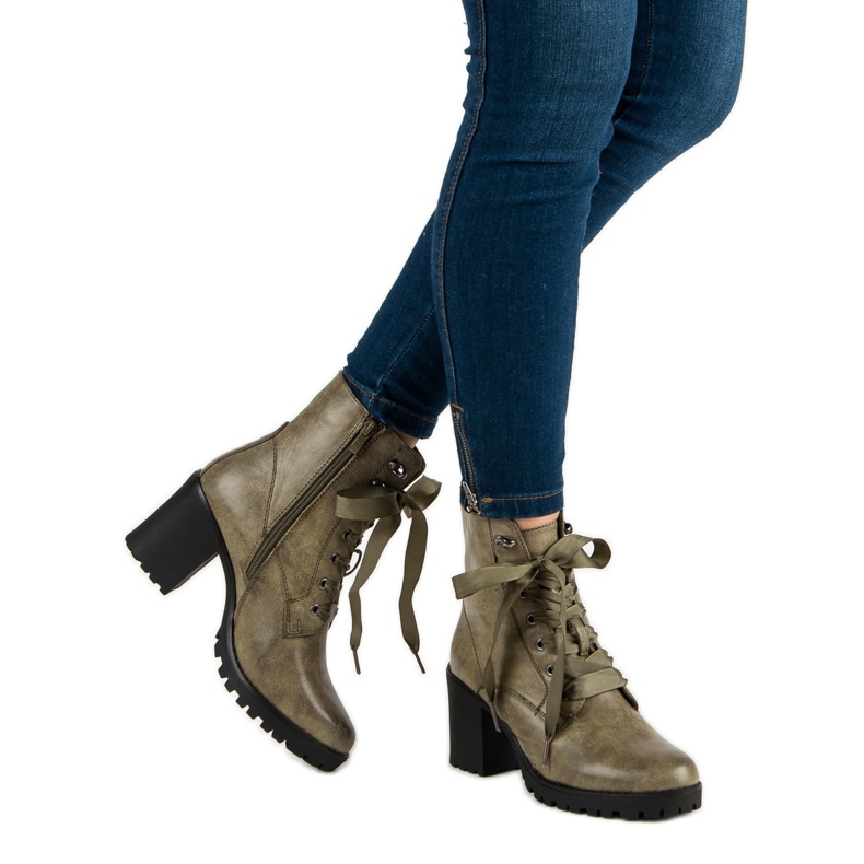 Queentina Warme Stiefel auf der Plattform grün 2