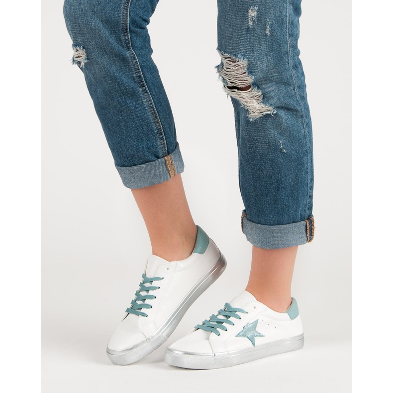 Stilvolle niedrige Sneakers weiß blau 2