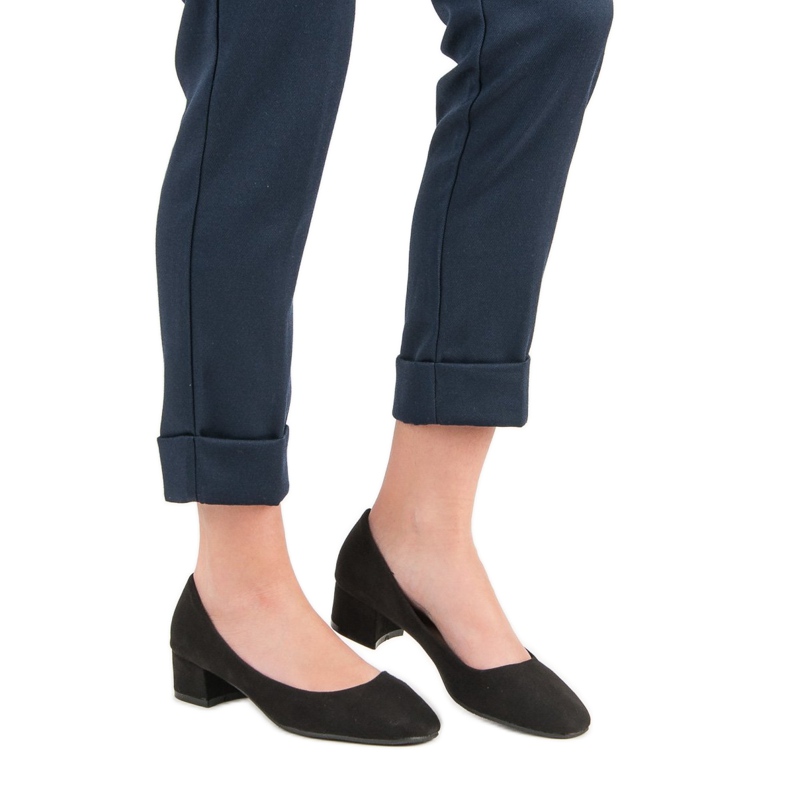 Queentina Pumps mit flachem Absatz schwarz 1