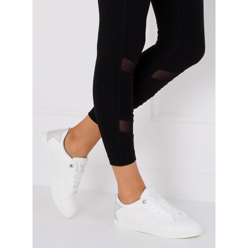 Weiße Sneaker mit Stern A6213 WEISS / SILBER 1