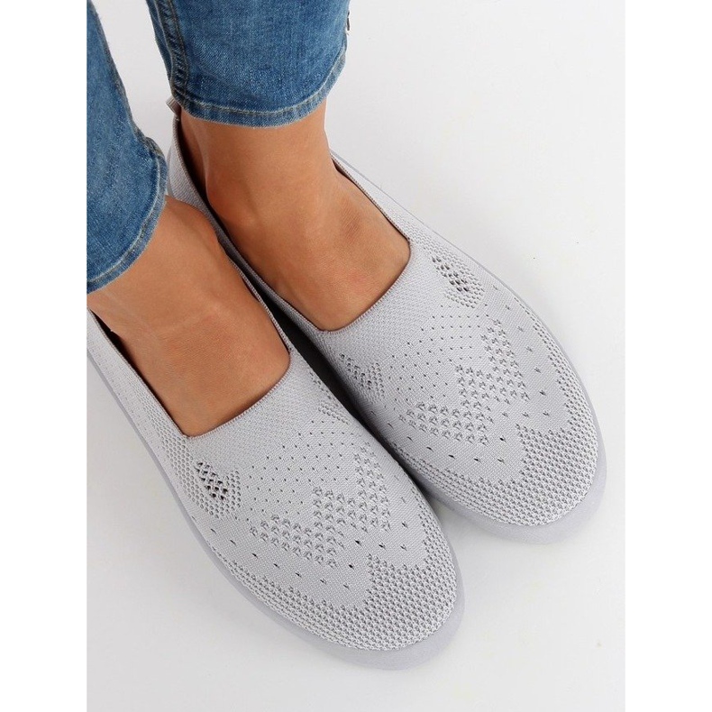 Graue durchbrochene Turnschuhe JX63P Grau 1