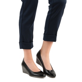 Klassische Pumps auf dem VINCEZA Wedge schwarz 1