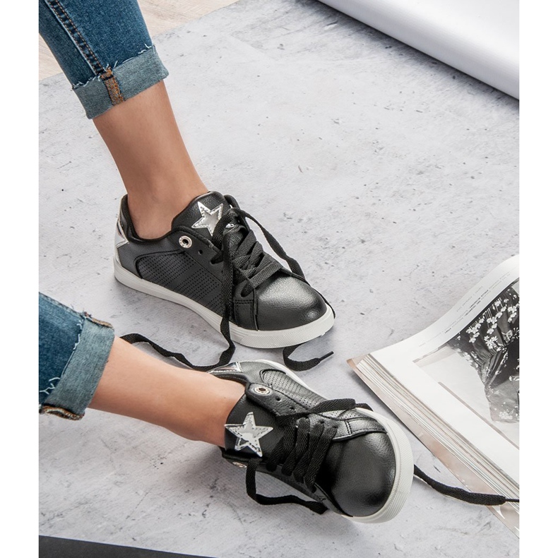 Niedrige Sportschuhe schwarz grau 1