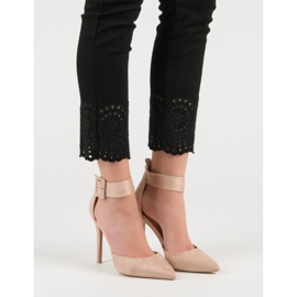 Beige Wildleder-Absätze 1