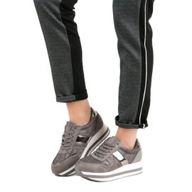 Bestelle Modische graue Turnschuhe 1