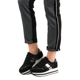 Bestelle Modische schwarze Turnschuhe 2