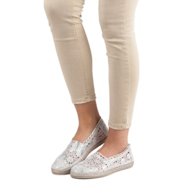 Sweet Shoes Silberne Espadrilles mit Spitze grau 1