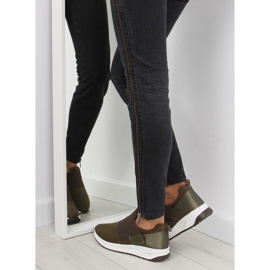 Grüne Damen Sportschuhe NB151P Army Green 1