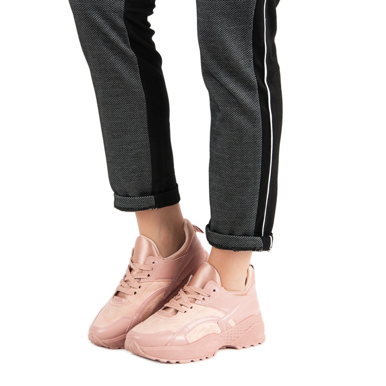 Small Swan Rosa Turnschuhe auf der Plattform 1