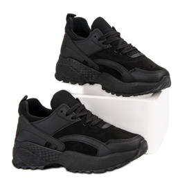 Small Swan Schwarze Turnschuhe auf der Plattform 2