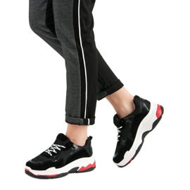 Small Swan Turnschuhe auf der Plattform schwarz 2