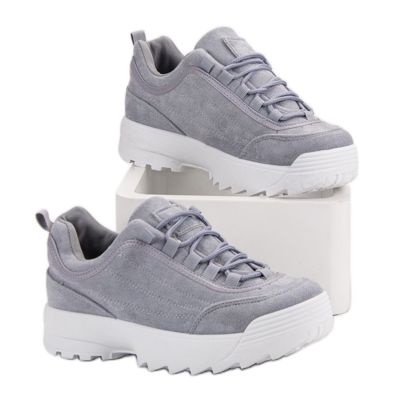 Turnschuhe auf der Plattform grau 2