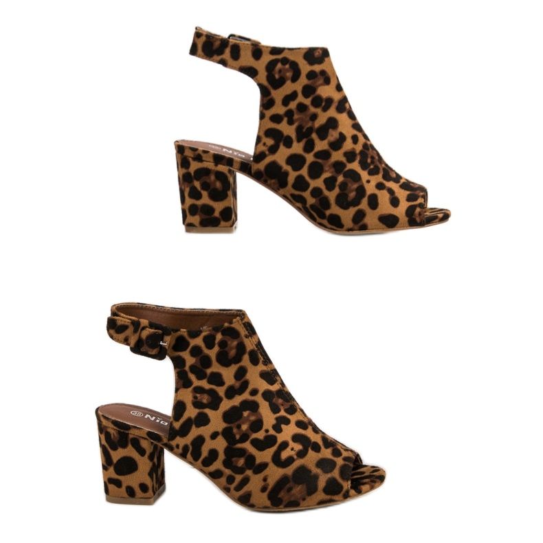 Nio Nio Gebaute Sandalen an einer Bar braun 1