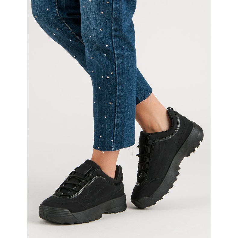 Turnschuhe auf der Plattform schwarz 1