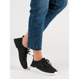 Luftige Sportschuhe schwarz 1