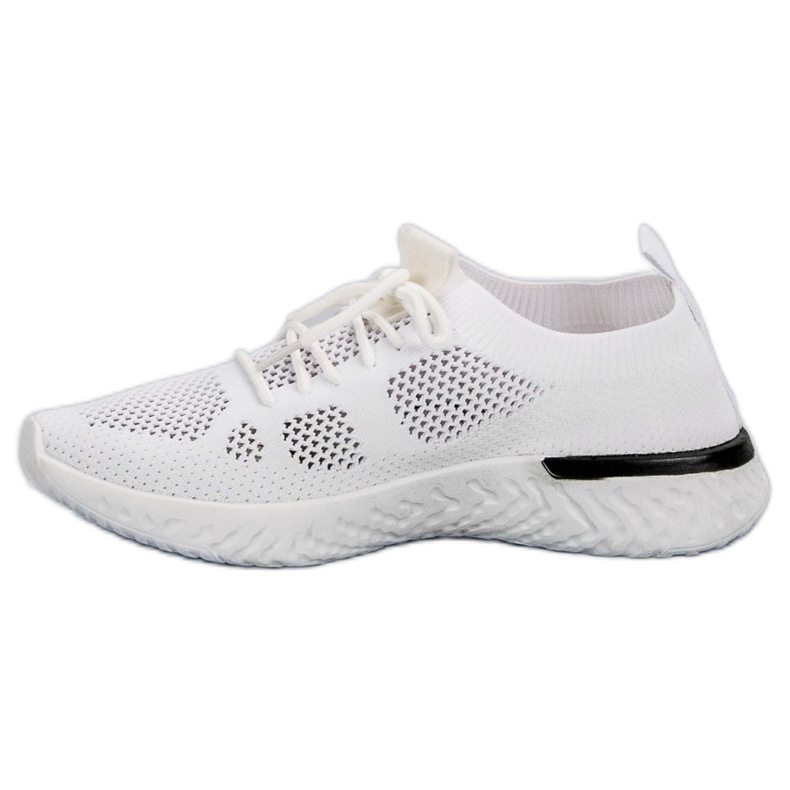 Luftige Sportschuhe weiß 1