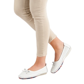 VINCEZA durchbrochene Lederballerinas weiß 2