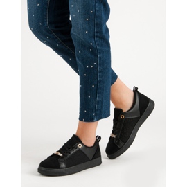 Schwarze Sportschuhe 2