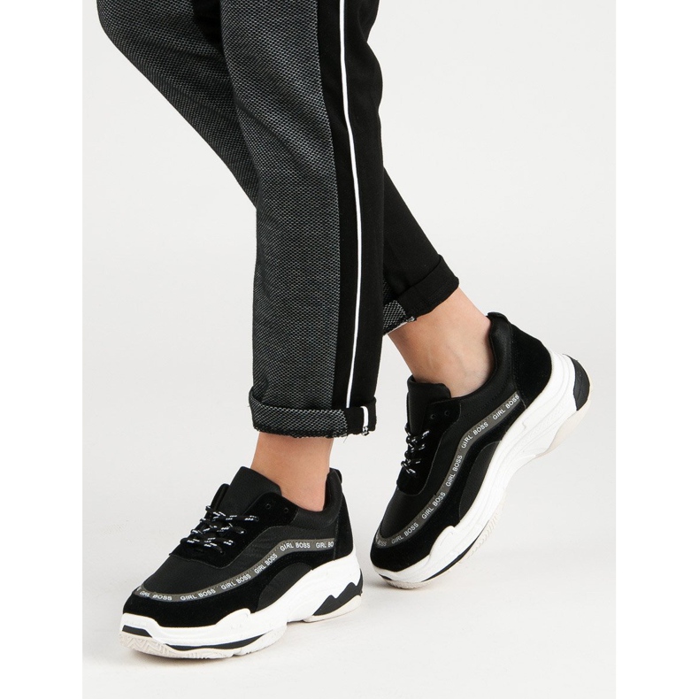 Schwarze VICES Sportschuhe 2