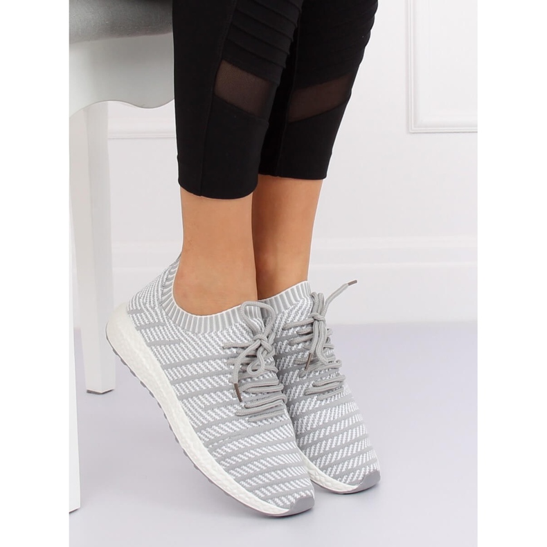 Graue HY2812 Hellgraue Sportschuhe 1