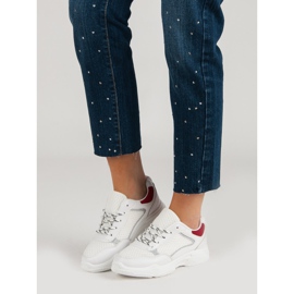 Bequeme Sportschuhe weiß 1