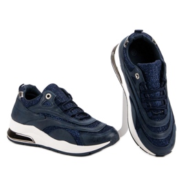 Modische marineblaue Turnschuhe 2