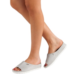 Bequeme VINCEZA Hausschuhe grau 2