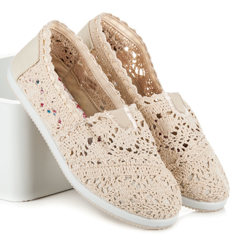 Seastar Beige Slipper aus Spitze 1