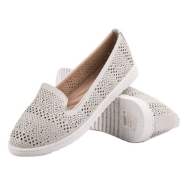 Weide Durchbrochene Lords grau 2