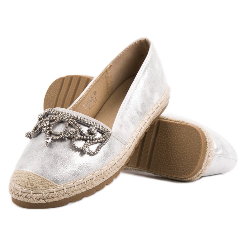 Ideal Shoes Silberne Espadrilles mit Ornamenten grau 2