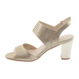 M.Daszyński Daszyński Leder-Innensohlensandalen gelb 2