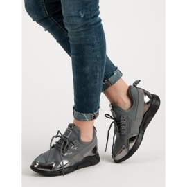 Graue Slip-On-Sneakers 1