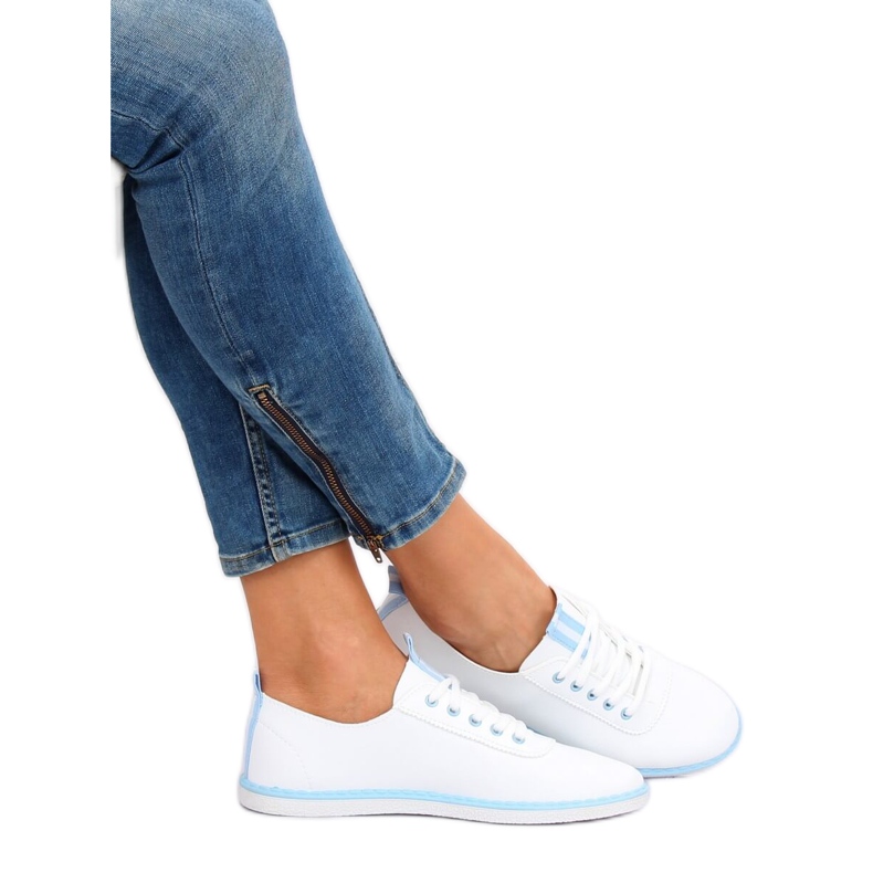 Weiße und blaue Sneakers für Damen XJ-2918 L.BLUE 2