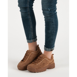 Camel Wildleder Sneakers braun 1