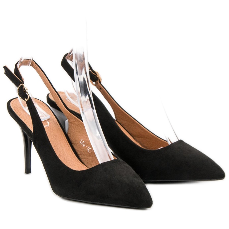 Schwarze Stilettos mit einem entdeckten Absatz 1