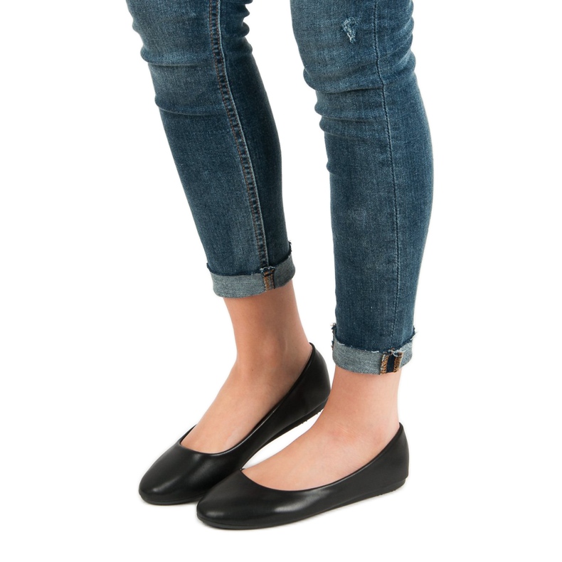 Ch. Creation Klassische Ballerinas schwarz 1