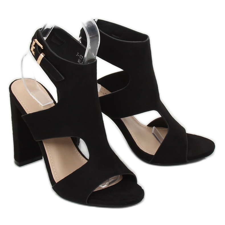 Schwarze Sandalen am Pfosten J-8711 Schwarz 1