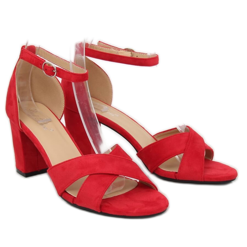 Red FH-3M26 Rote Sandalen am Pfosten 1