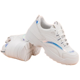 Weiße Mode-Turnschuhe 1