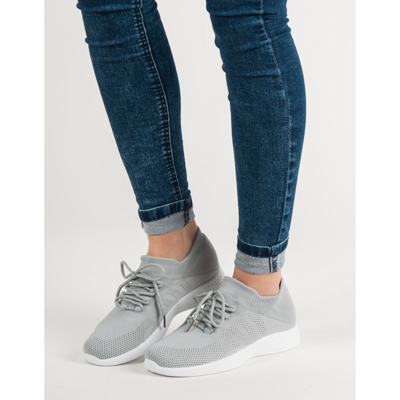 Textile Sportschuhe grau 1