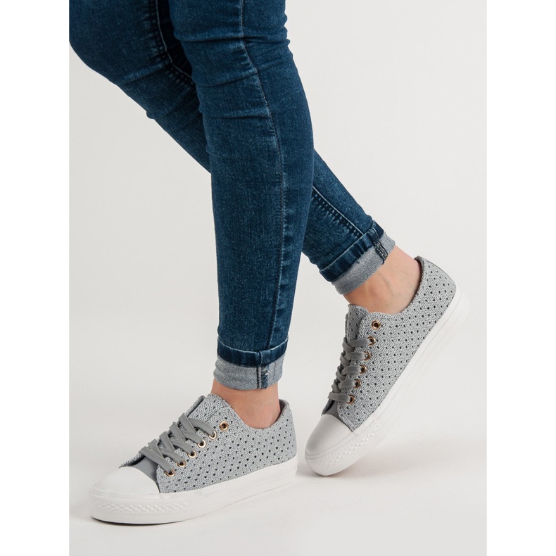 Graue Textil-Sneakers 1