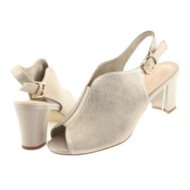 Sandalen auf dem Sergio Leone 800 Post beige golden 4