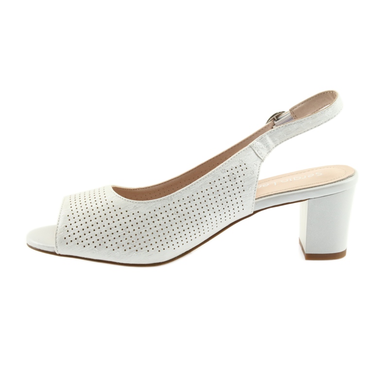 Sandalen am Pfosten von Sergio Leone 794 Silber grau 2